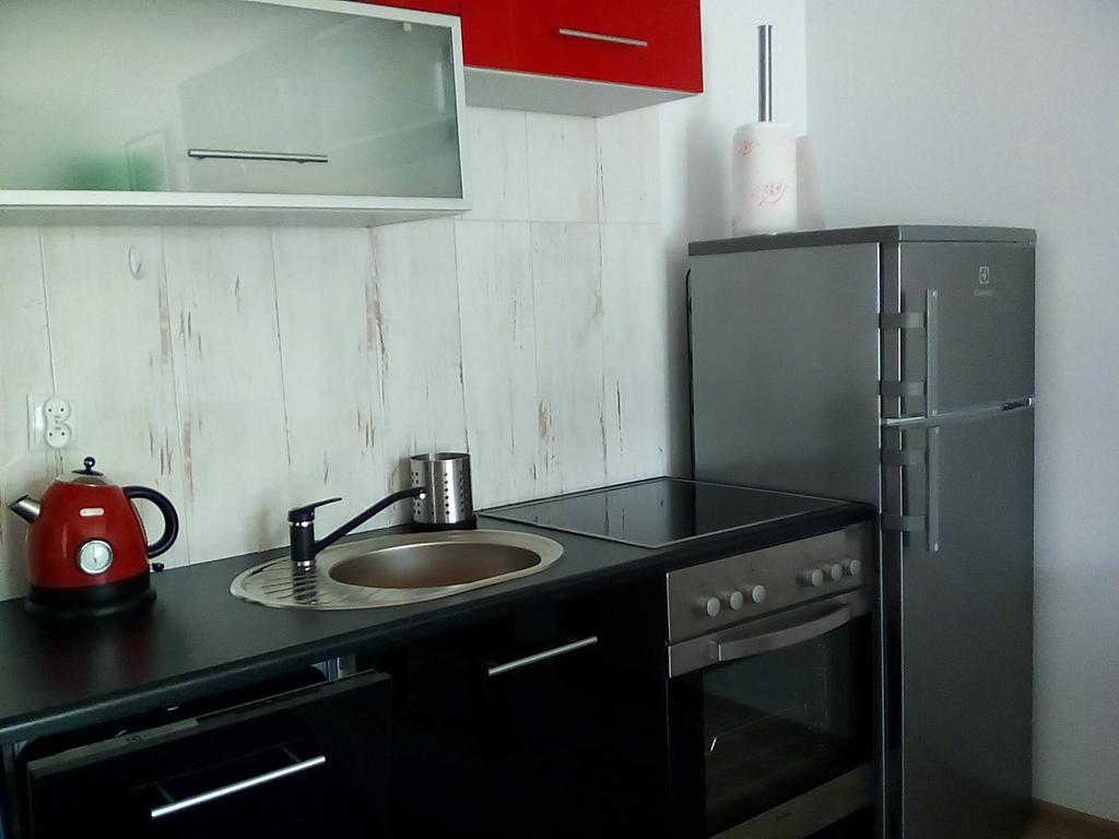 Karmazynowy Apartament Nad Morzem Apartment Kolobrzeg Exterior photo